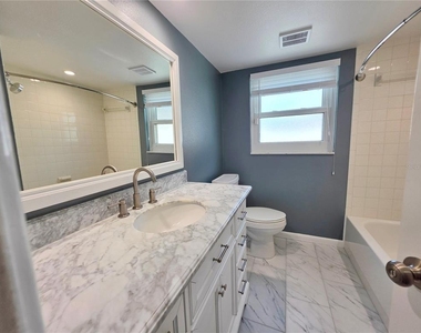 3101 Egret Terrace - Photo Thumbnail 21