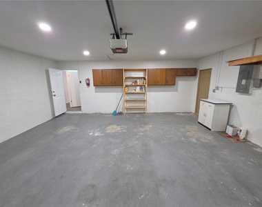 3101 Egret Terrace - Photo Thumbnail 26