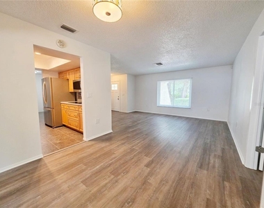 3101 Egret Terrace - Photo Thumbnail 13