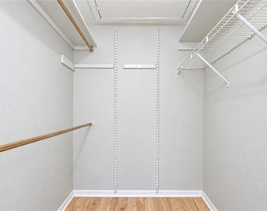 300 64th Avenue - Photo Thumbnail 22