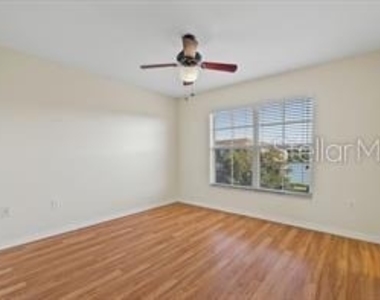 2512 Lexington Oak Drive - Photo Thumbnail 9
