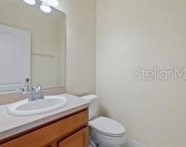 2512 Lexington Oak Drive - Photo Thumbnail 11