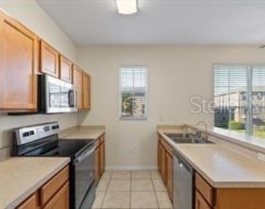 2512 Lexington Oak Drive - Photo Thumbnail 16