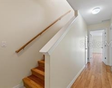 2512 Lexington Oak Drive - Photo Thumbnail 6