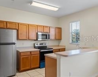 2512 Lexington Oak Drive - Photo Thumbnail 15