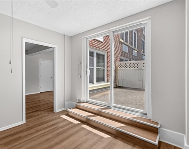 411 1st Avenue N - Photo Thumbnail 20