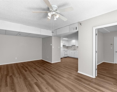 411 1st Avenue N - Photo Thumbnail 24