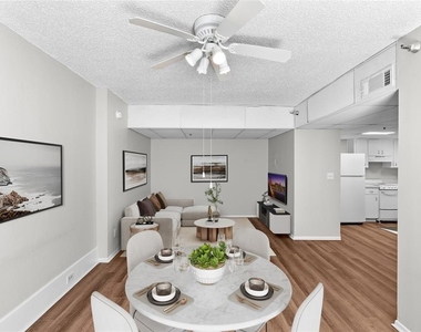 411 1st Avenue N - Photo Thumbnail 14