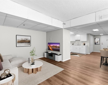 411 1st Avenue N - Photo Thumbnail 13