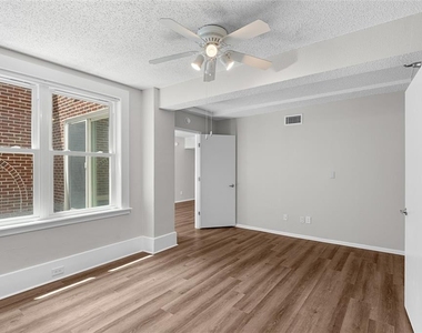 411 1st Avenue N - Photo Thumbnail 29