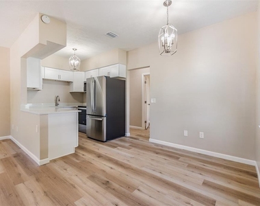 6740 Carnelian Avenue - Photo Thumbnail 22