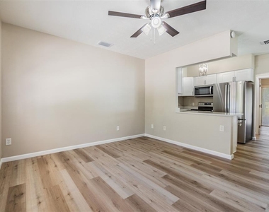 6740 Carnelian Avenue - Photo Thumbnail 18