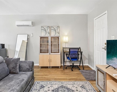 5134 9th Avenue S - Photo Thumbnail 3
