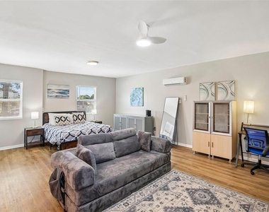 5134 9th Avenue S - Photo Thumbnail 4