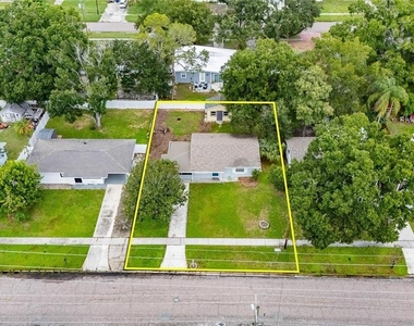 4421 W Iowa Avenue - Photo Thumbnail 2