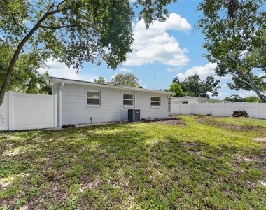 4421 W Iowa Avenue - Photo Thumbnail 29
