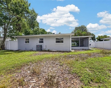 4421 W Iowa Avenue - Photo Thumbnail 28