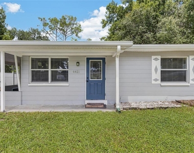 4421 W Iowa Avenue - Photo Thumbnail 3