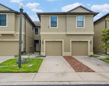 5179 Bay Isle Circle - Photo Thumbnail 1