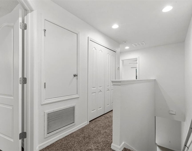 5179 Bay Isle Circle - Photo Thumbnail 10
