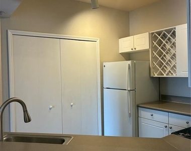 15019 Arbor Reserve Circle - Photo Thumbnail 11