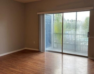 15019 Arbor Reserve Circle - Photo Thumbnail 8