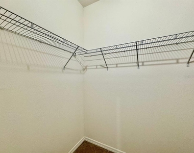 12544 Shining Willow Street - Photo Thumbnail 30