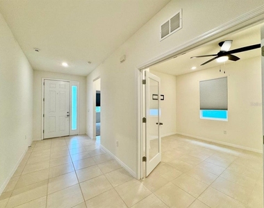 12544 Shining Willow Street - Photo Thumbnail 4