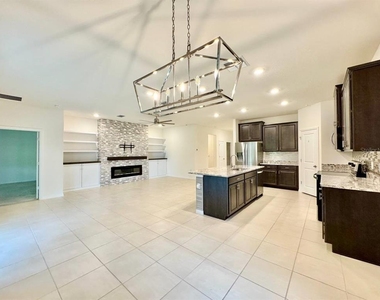 12544 Shining Willow Street - Photo Thumbnail 21