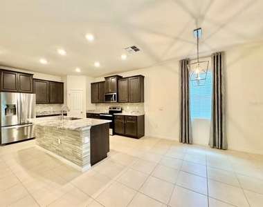 12544 Shining Willow Street - Photo Thumbnail 22