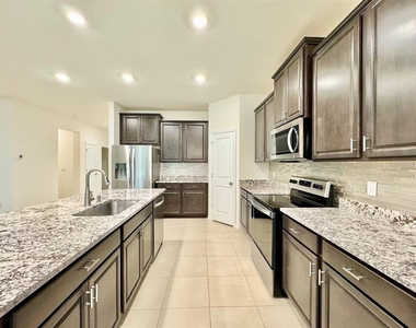 12544 Shining Willow Street - Photo Thumbnail 23