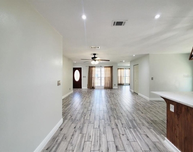 6832 Swain Avenue - Photo Thumbnail 6