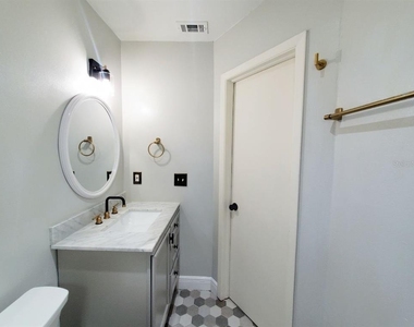 6832 Swain Avenue - Photo Thumbnail 24