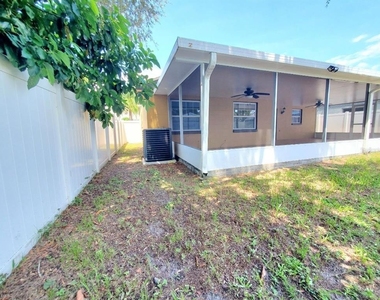 6832 Swain Avenue - Photo Thumbnail 34