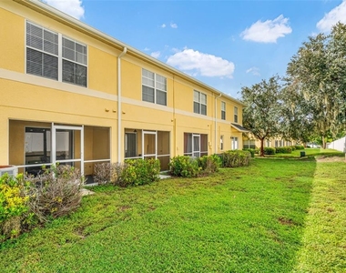 211 Penmark Stone Place - Photo Thumbnail 15