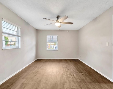 3602 S Macdill Avenue - Photo Thumbnail 7