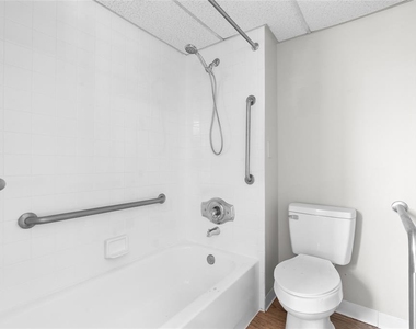 411 1st Avenue N - Photo Thumbnail 16