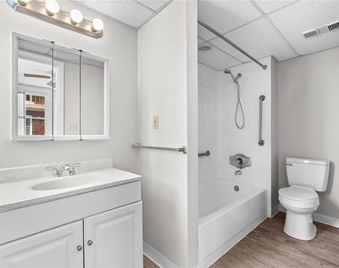 411 1st Avenue N - Photo Thumbnail 24