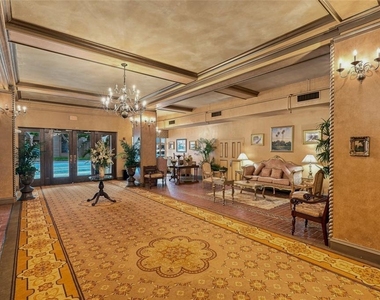 411 1st Avenue N - Photo Thumbnail 4