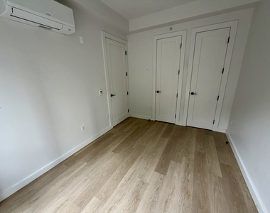 1615 Cedar Street - Photo Thumbnail 6
