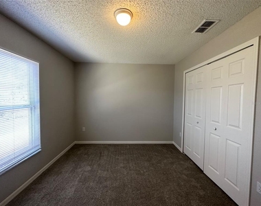625 Llama Drive - Photo Thumbnail 19