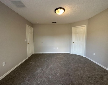 625 Llama Drive - Photo Thumbnail 24
