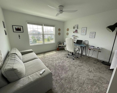 3092 Addison Boulevard - Photo Thumbnail 5
