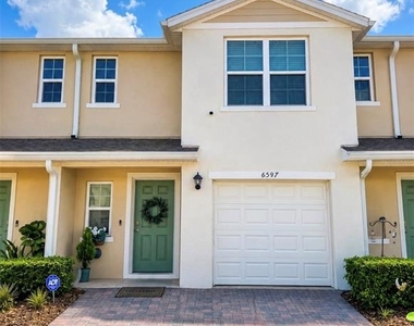6597 Druid Way - Photo Thumbnail 10