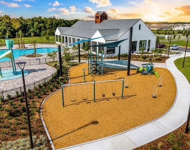 6597 Druid Way - Photo Thumbnail 15