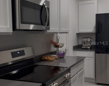 9545 Passaic Parkway - Photo Thumbnail 6