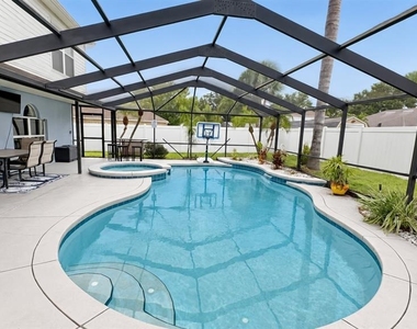 913 Turnstone Lane - Photo Thumbnail 23