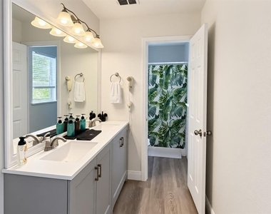 913 Turnstone Lane - Photo Thumbnail 17