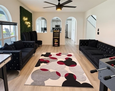 913 Turnstone Lane - Photo Thumbnail 11