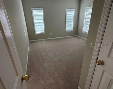 3561 Conroy Road - Photo Thumbnail 5